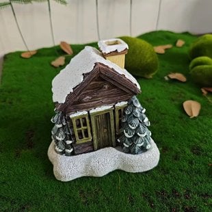 🔥HOT SALE 49% OFF🔥Gingerbread House & Christmas House Incense Cone Burner