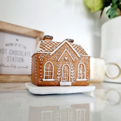 🔥HOT SALE 49% OFF🔥Gingerbread House & Christmas House Incense Cone Burner
